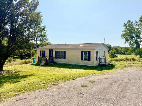 Mobile Home For Sale - 11039 River Rd Rd<br/> Pavilion, NY 14525