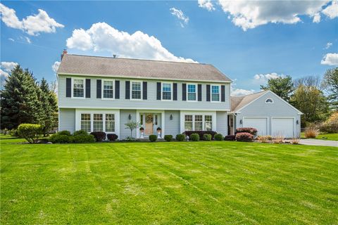 Homes For Sale - 10 Fenimore Drive<br/> Pittsford, NY 14534