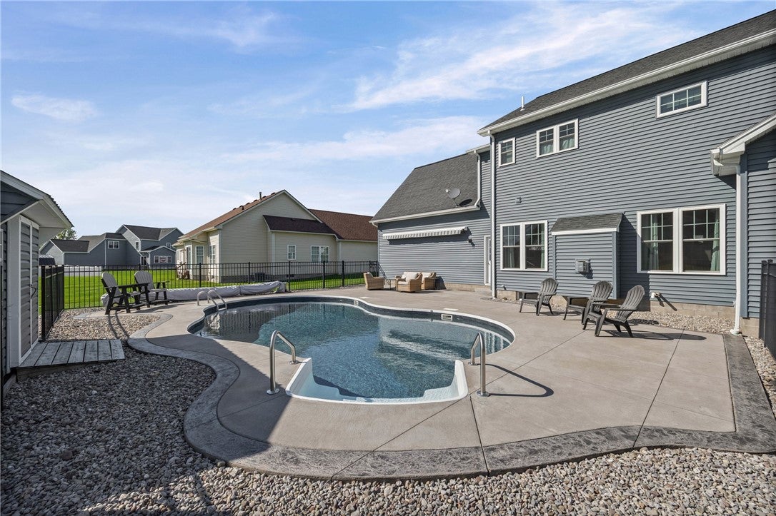 1381 Meadow Breeze Lane