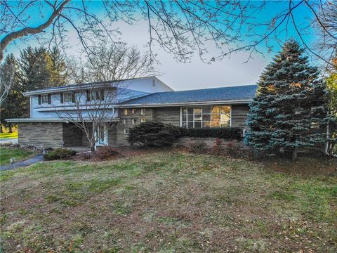 Homes For Sale - 4721 Clawson Dr Dr<br/> Campbell, NY 14821
