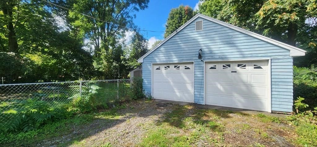 309 Caldwell Avenue