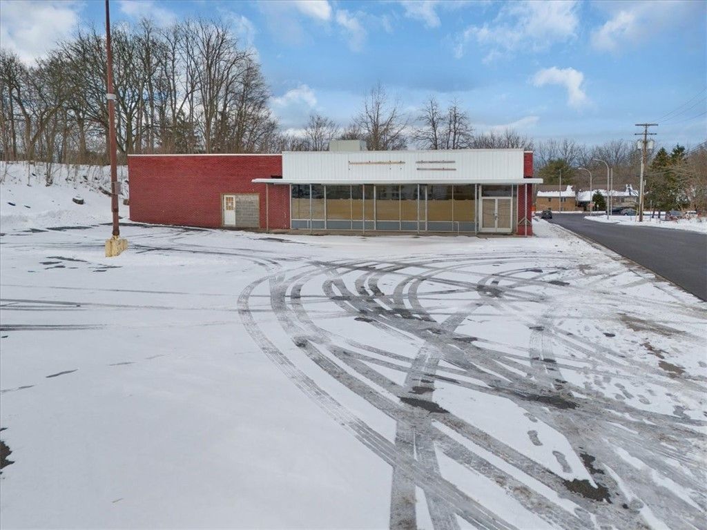 Photo of 133 William Street, Palmyra, NY 14522 (MLS # R1654923)