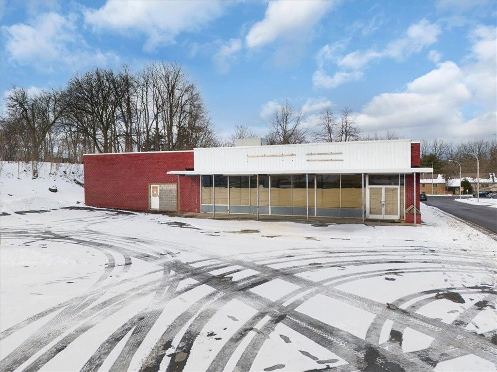 Photo of 133 William Street, Palmyra, NY 14522 (MLS # R1654923)