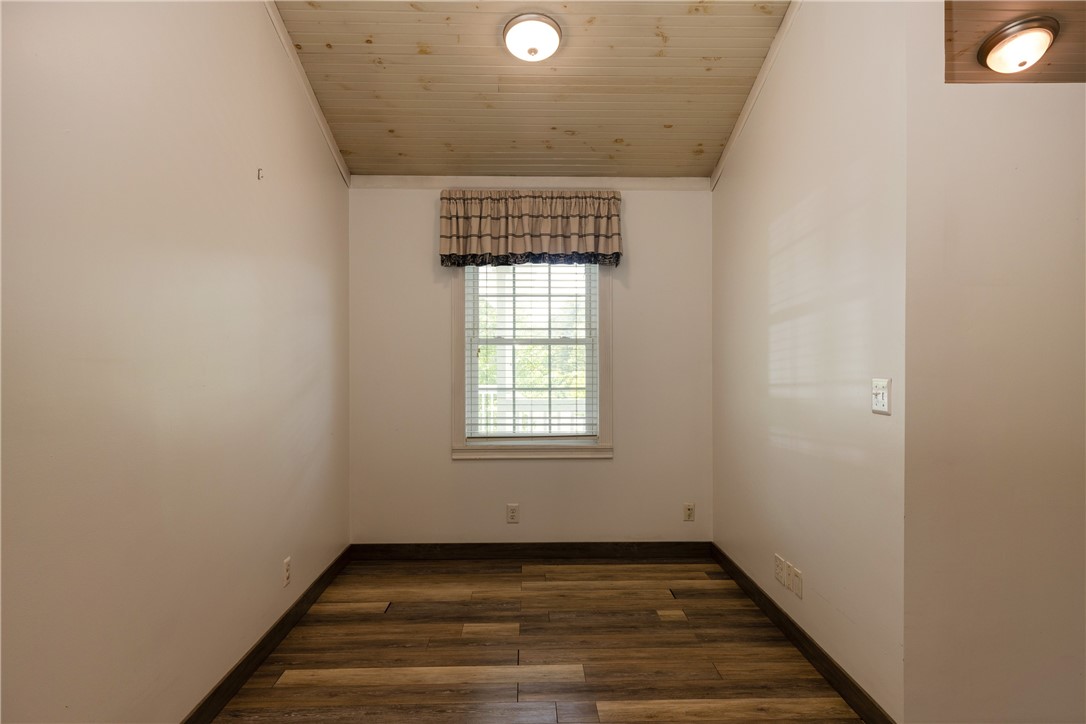 Search Properties 4 676 county road 64