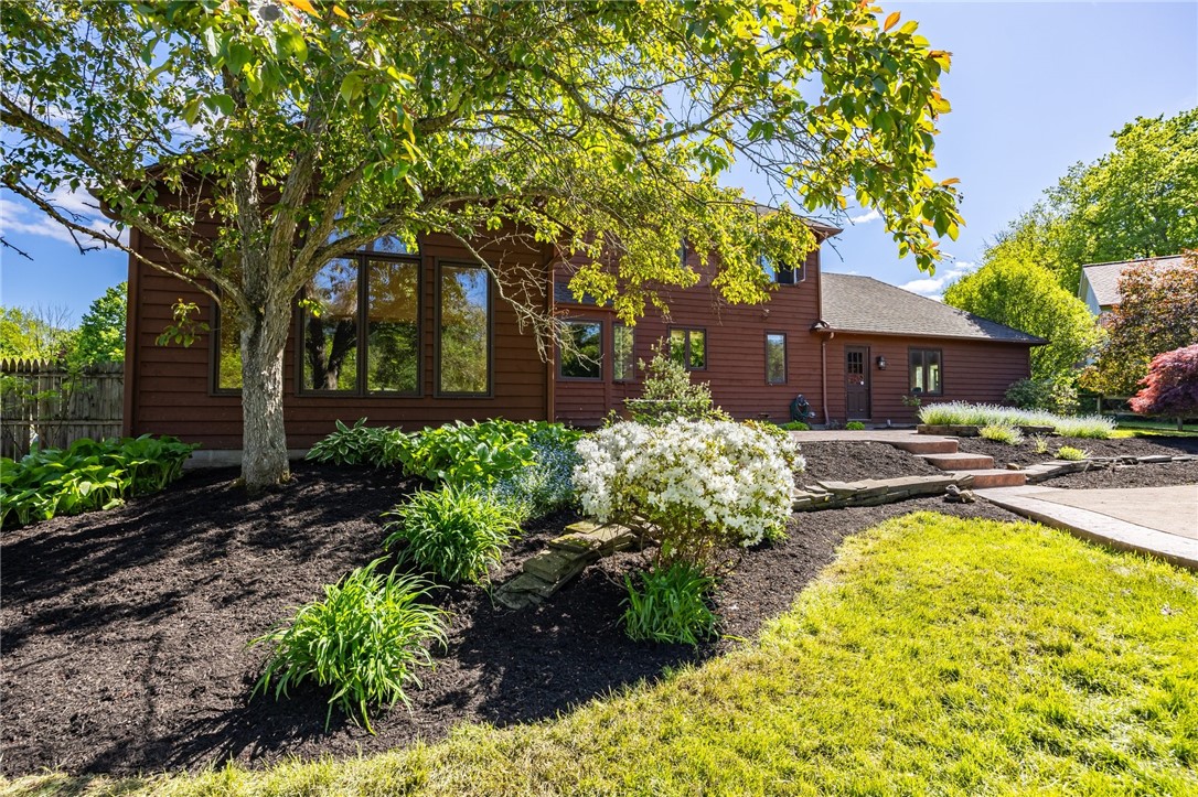 18 Le Pere Drive, Pittsford, New York image 35