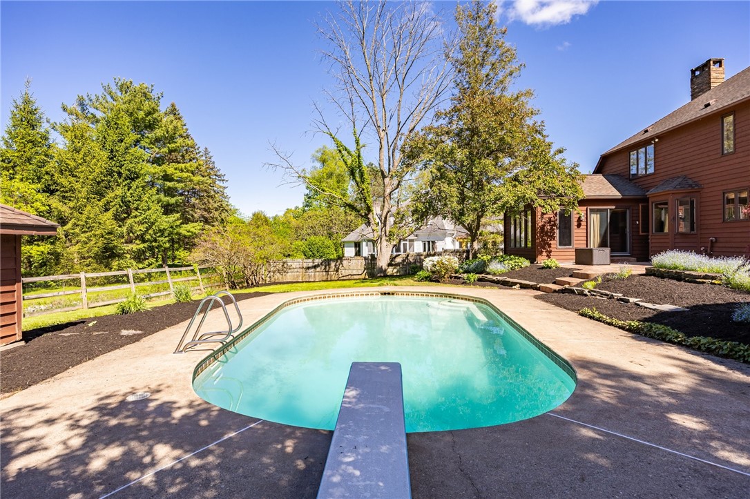18 Le Pere Drive, Pittsford, New York image 36