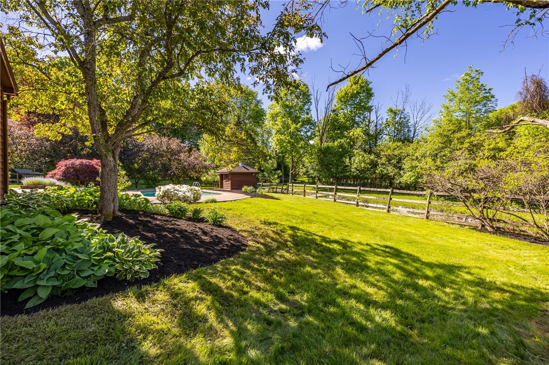 18 Le Pere Drive, Pittsford, New York image 39