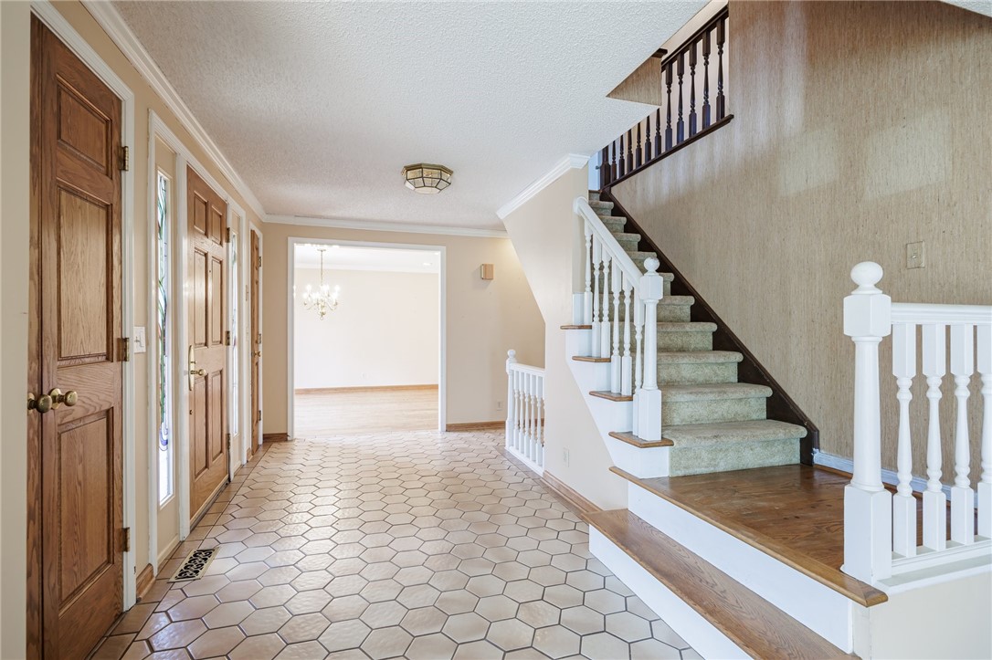 18 Le Pere Drive