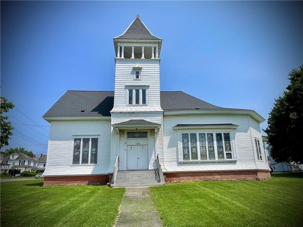 Photo of 1592 N Main Street, Savannah, NY 13146 (MLS # R1621468)