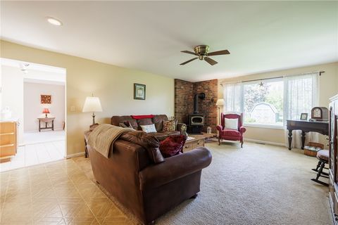 Tiny photo for 1250 La Baron Circle, Webster, NY 14580 (MLS # R1684885)