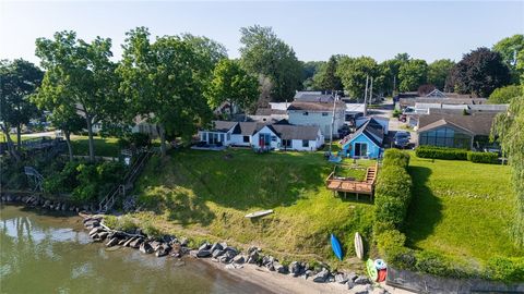 Photo of 45 Tone Terrace, Irondequoit, NY 14617 (MLS # R1694467)