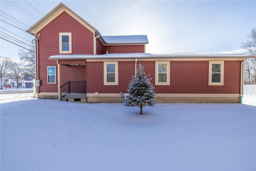 Photo of 721 Pittsford Victor Road #751, Perinton, NY 14534 (MLS # R1659635)