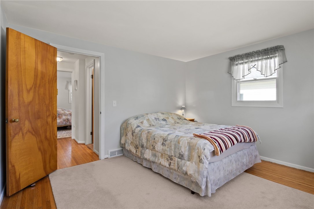 105 Briarwood Dr Dr, Irondequoit, New York image 14