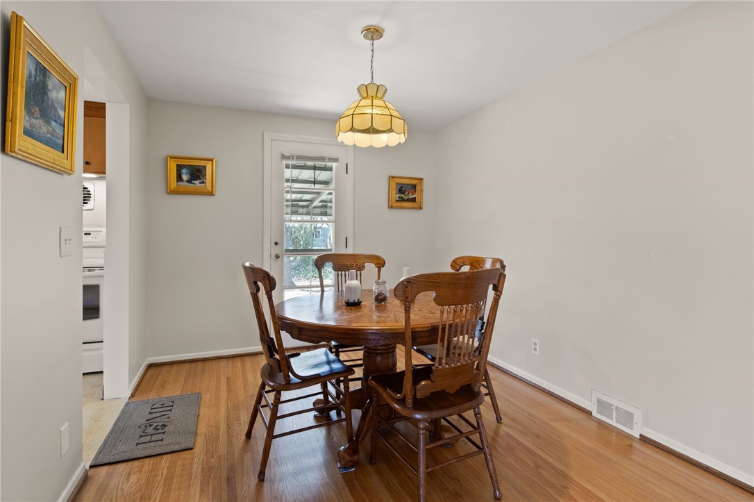 105 Briarwood Dr Dr, Irondequoit, New York image 6