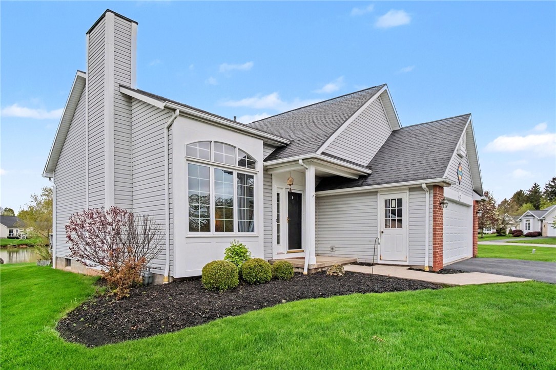 12 Foxtail Ln