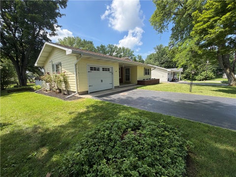Tiny photo for 12 Drummond Street, Auburn, NY 13021 (MLS # R1696768)