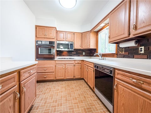 Tiny photo for 12 Drummond Street, Auburn, NY 13021 (MLS # R1696768)