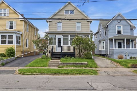 Homes For Sale - 231 W Elm Street<br/> Monroe County, East Rochester, NY 14445