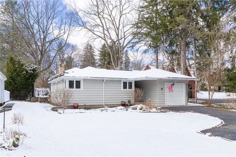 Homes For Sale - 437 Landing Road<br/> Brighton, NY 14625