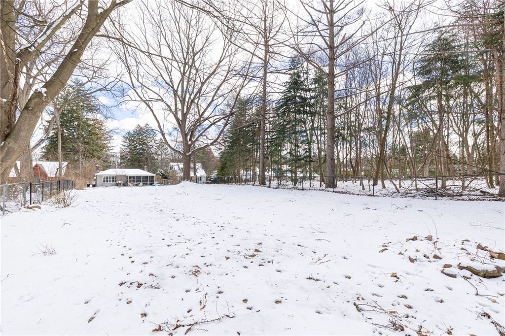 Photo of 437 Landing Road N, Brighton, NY 14625 (MLS # R1666171)