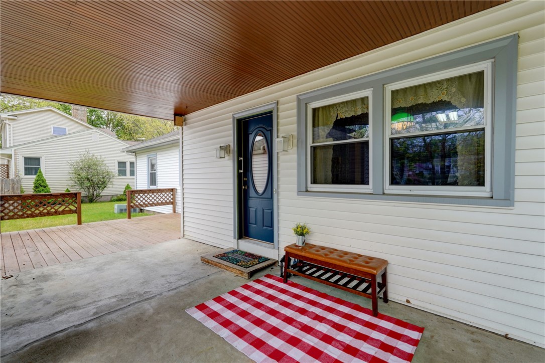 709 Roosevelt Road, Pittsford, New York image 14