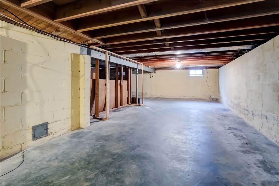 709 Roosevelt Road, Pittsford, New York image 30
