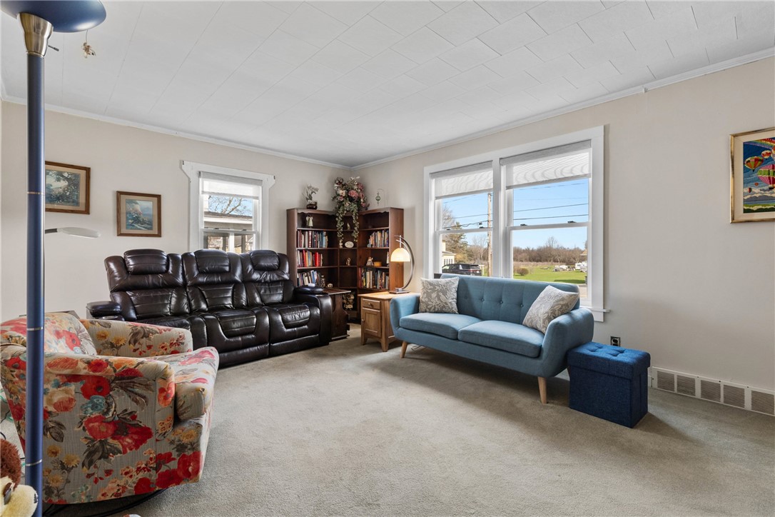 4024 Ridge Road, Williamson, New York image 3