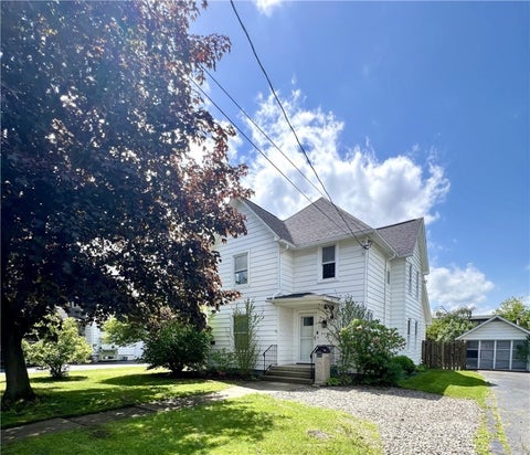 Photo for 808 CENTER Street