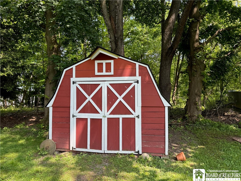 434 Hallock Street, Jamestown, New York image 5