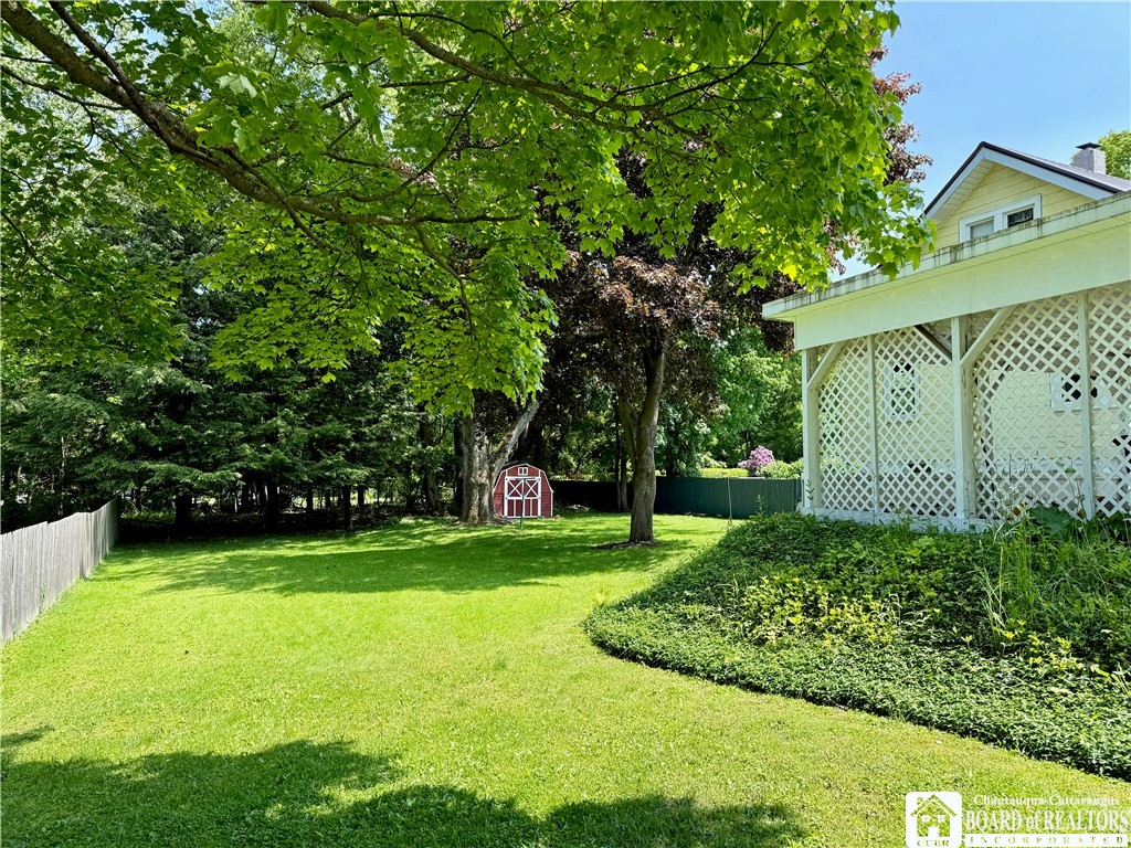 434 Hallock Street, Jamestown, New York image 2