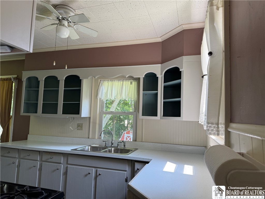 434 Hallock Street, Jamestown, New York image 6