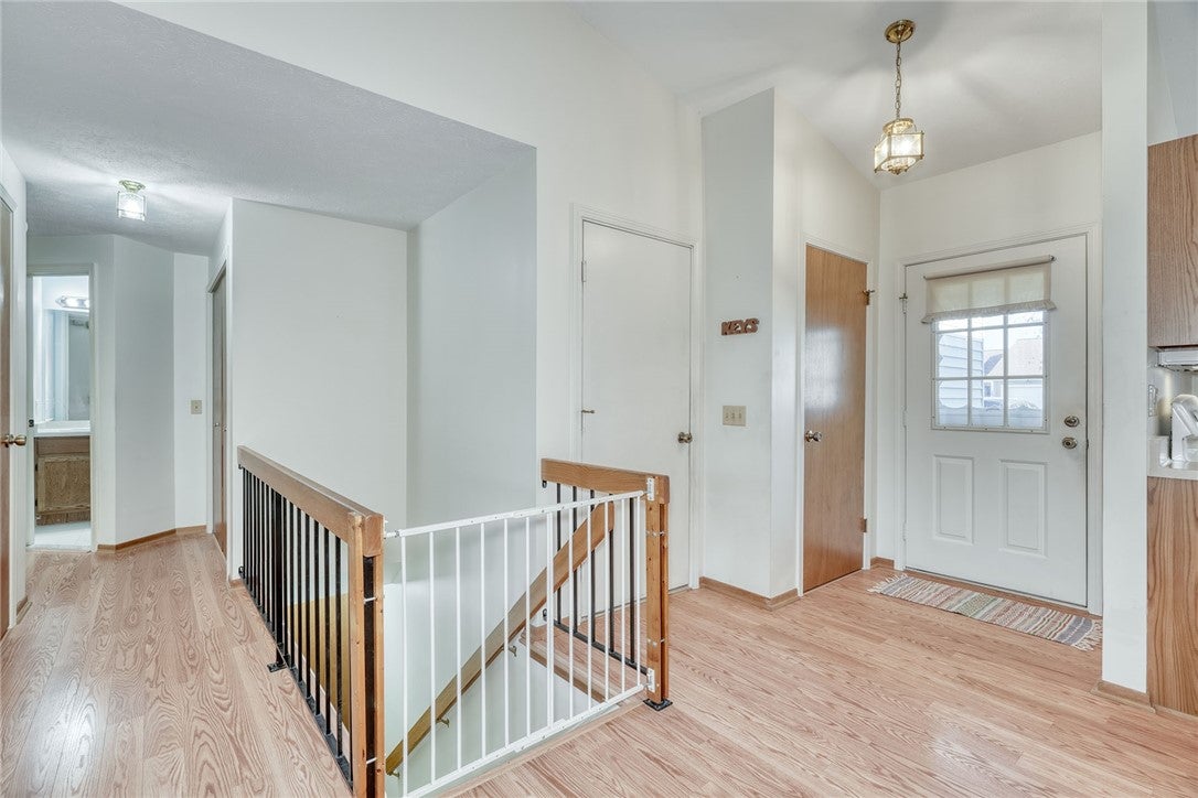 389 Lenora Lane