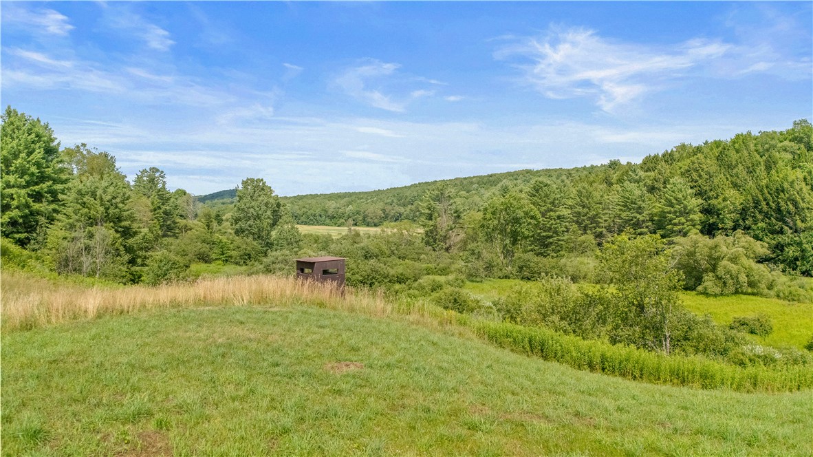 941 County Highway 40