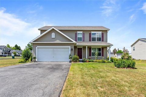 Photo of 3 Sweet Alysum Way, Henrietta, NY 14586 (MLS # R1660631)