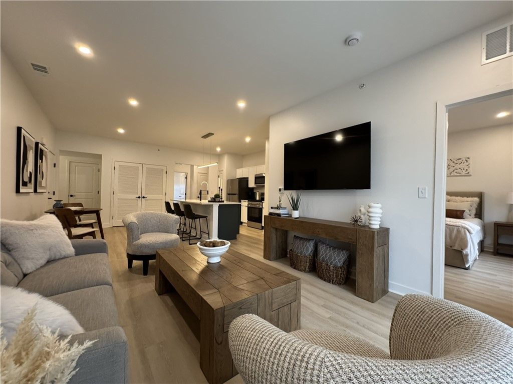 Photo of 503 Erie Ridge Drive, Henrietta, NY 14467 (MLS # R1661322)