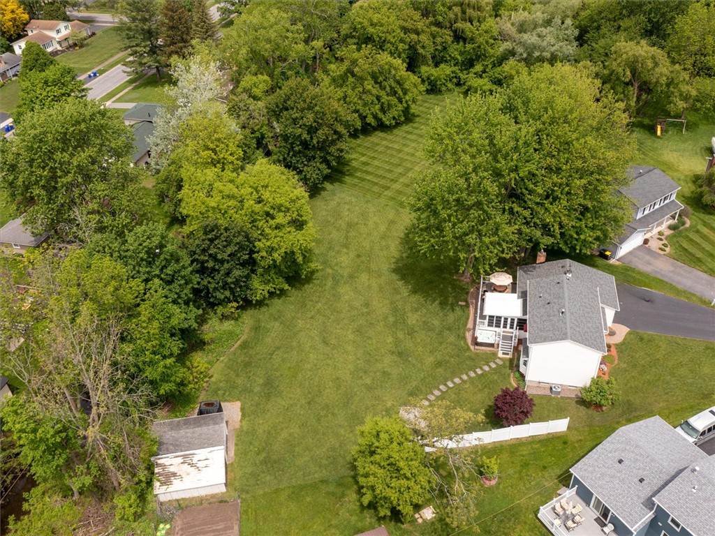 64 Stone Fence Circle, Greece, New York image 4