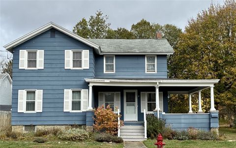 Homes For Sale - 8 East Avenue<br/> Wayland, NY 14572