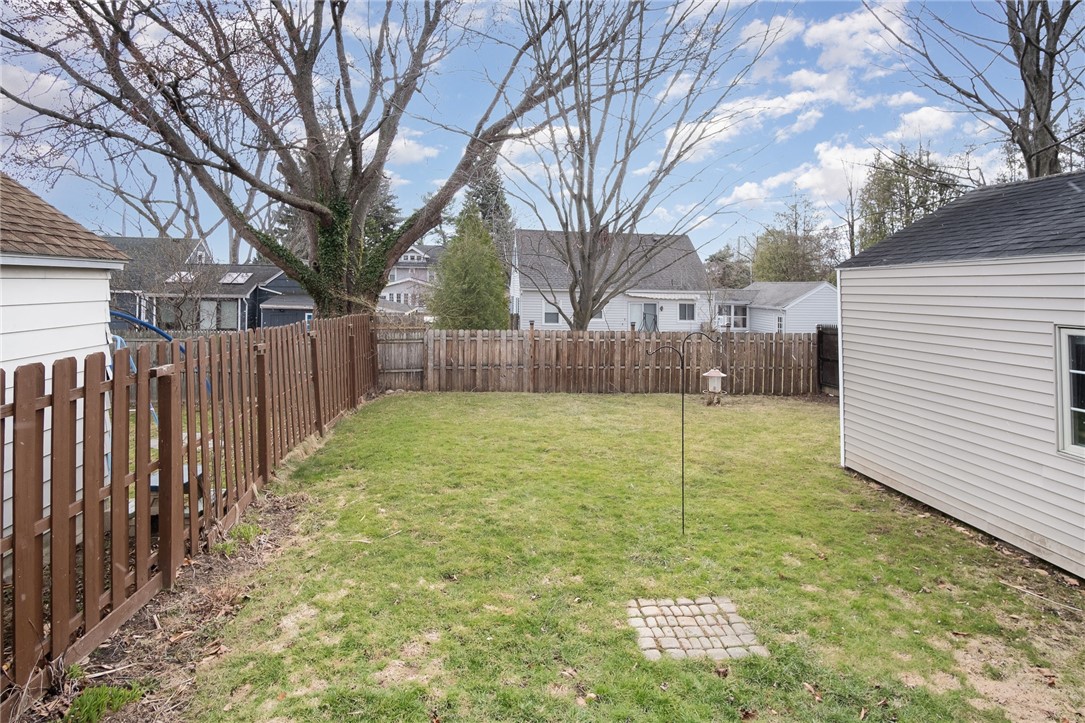 114 Camden St St, Rochester, New York image 26