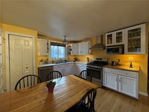 Tiny photo for 18 Mercedes Drive, Chili, NY 14624 (MLS # R1655290)