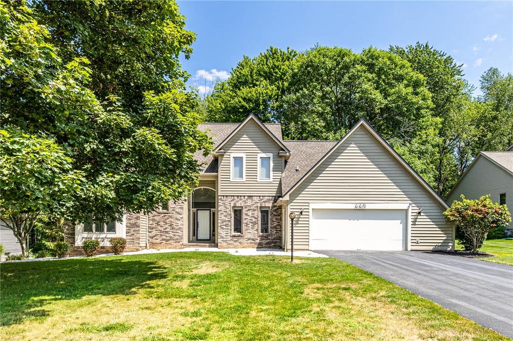 Photo of 660 Treasure Circle, Webster, NY 14580 (MLS # R1701477)