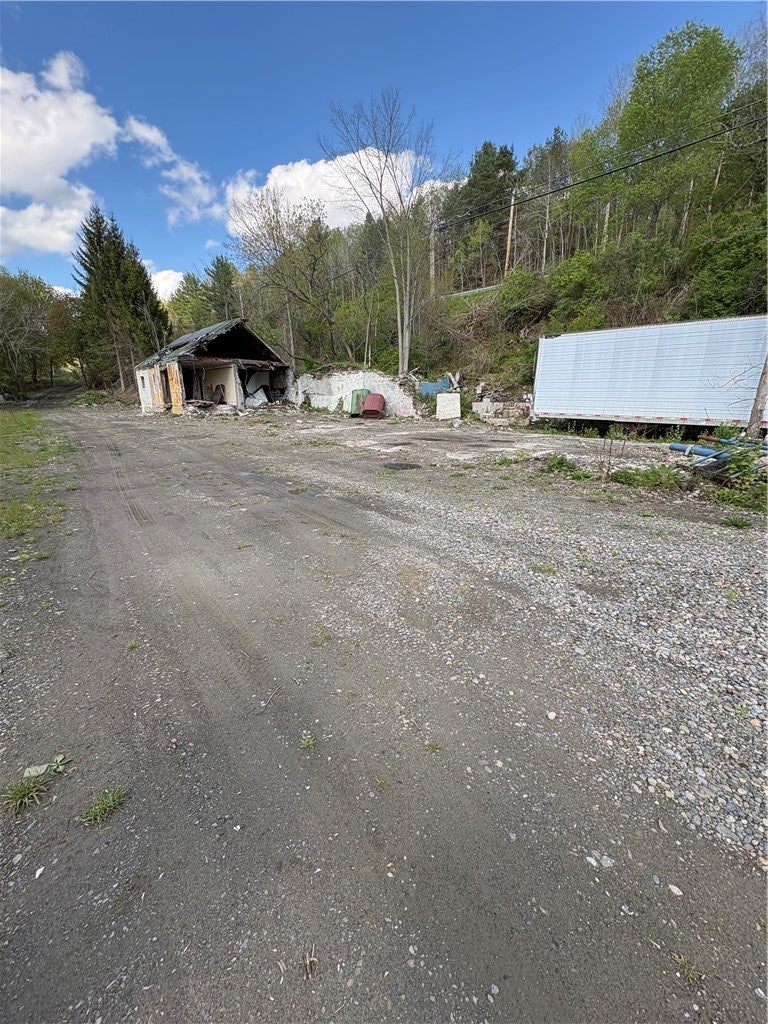 5733 County Road 32