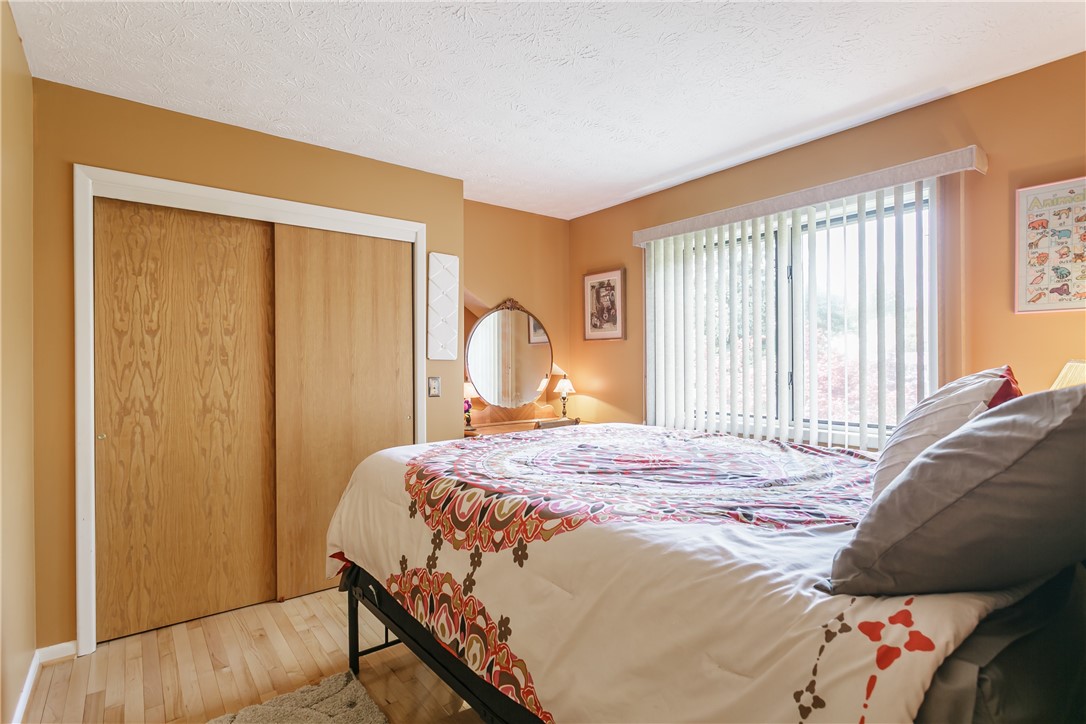 1 Woods Point, Penfield, New York image 26