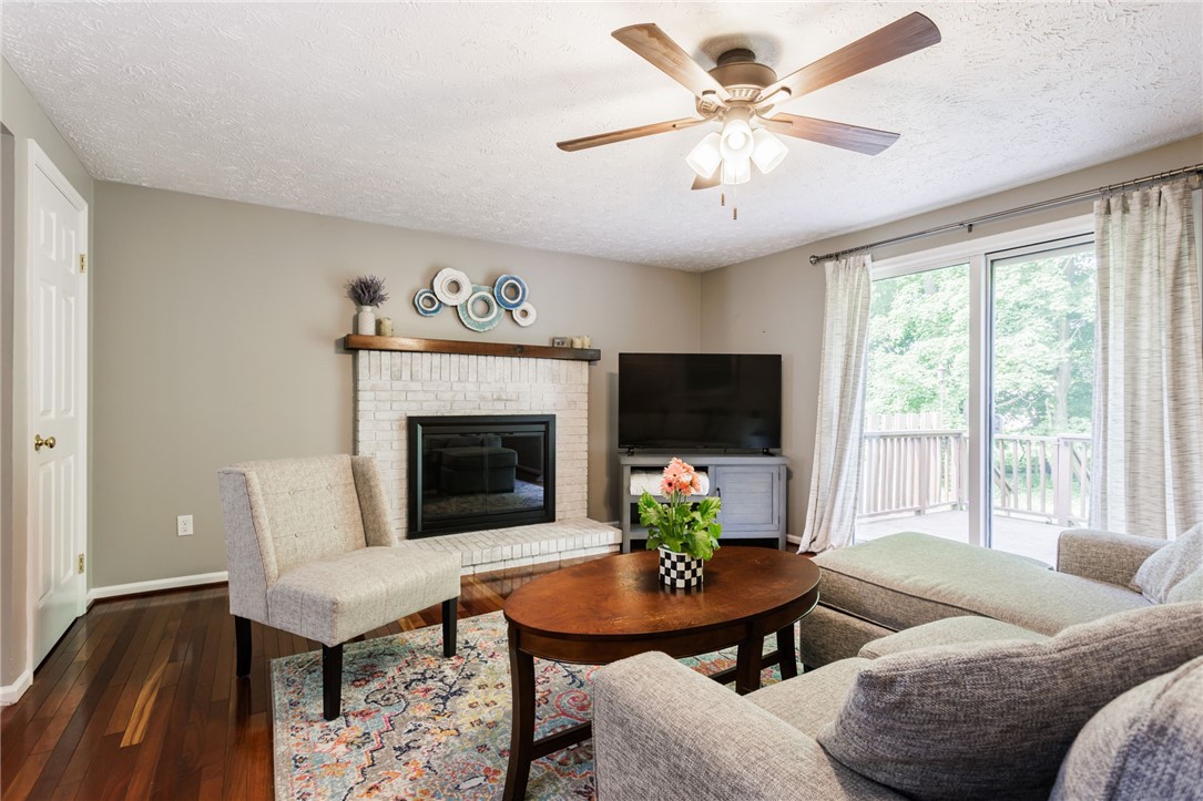93 Courtshire Lane, Penfield, New York image 14