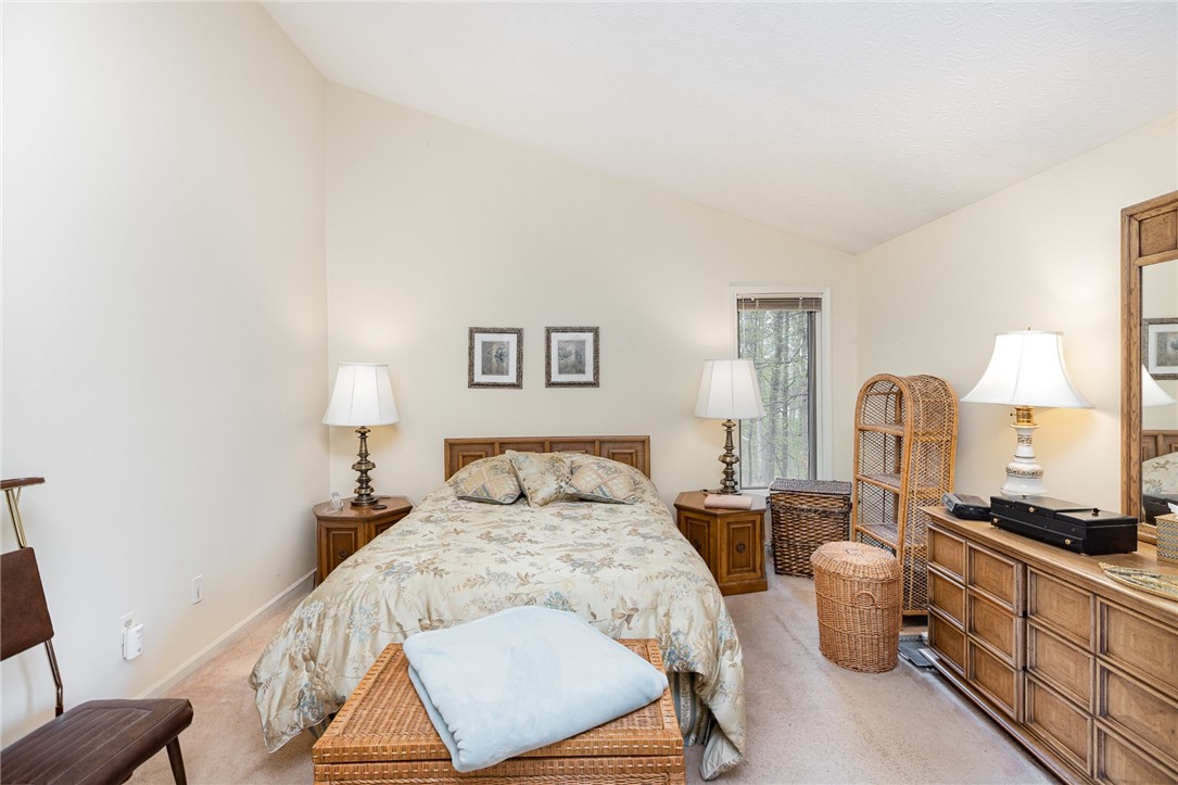 42 Split Rock Rd Rd, Pittsford, New York image 26