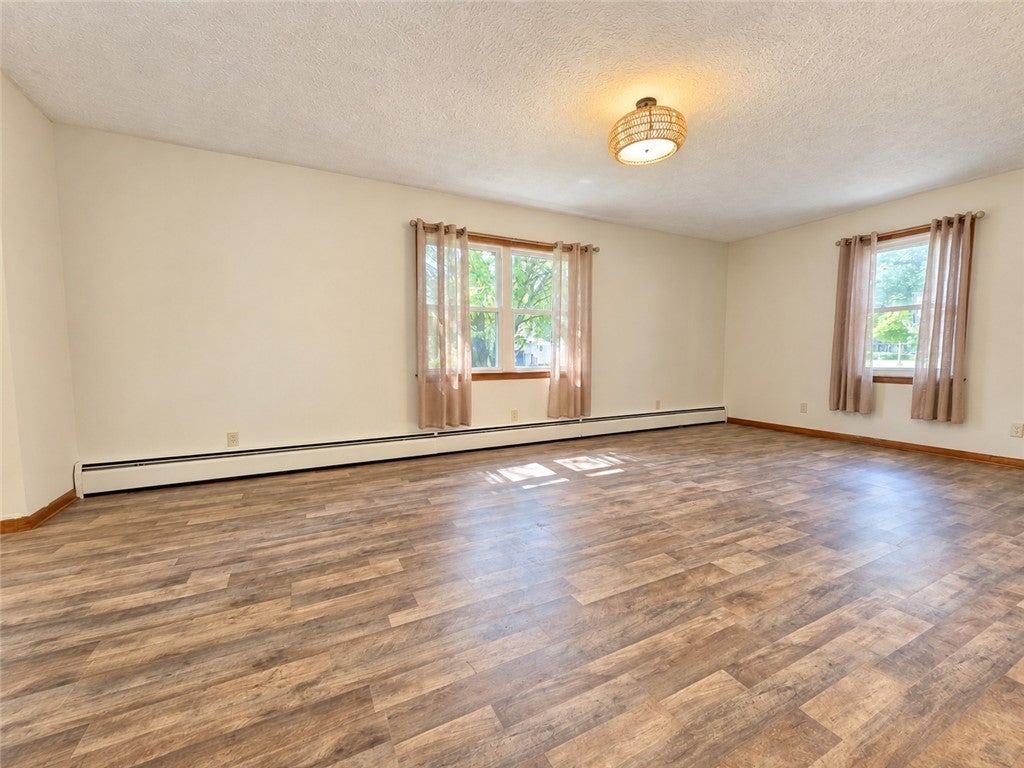 11 Lincoln Avenue