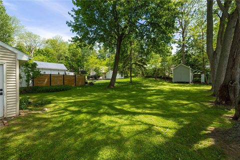 Tiny photo for 6 Jackson Place, Perinton, NY 14450 (MLS # R1683805)