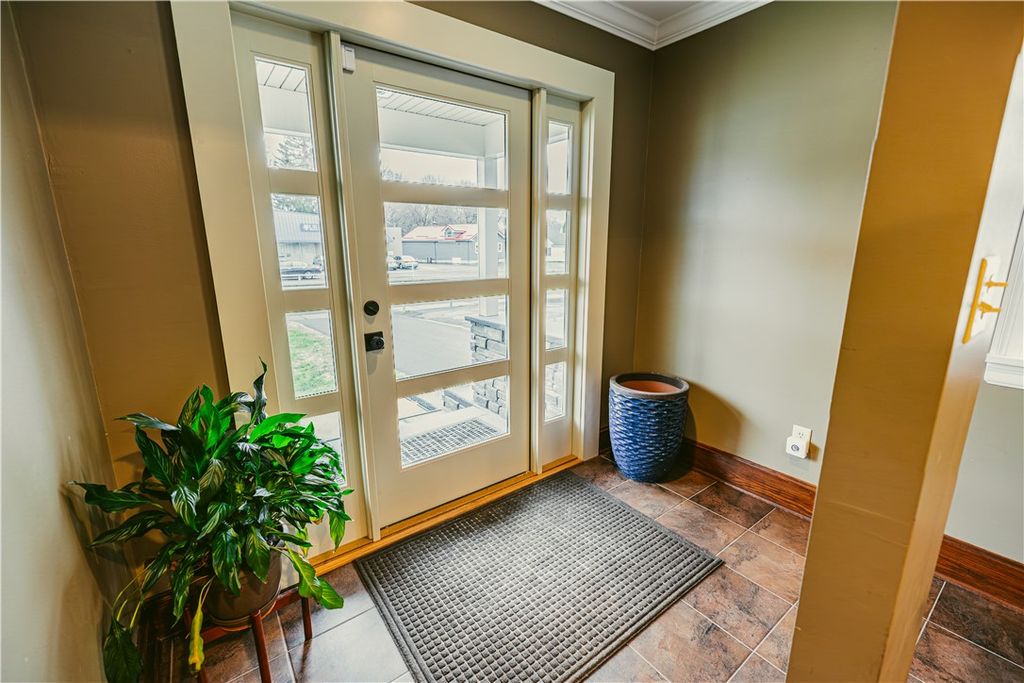 Photo of 1507 Monroe Avenue, Brighton, NY 14618 (MLS # R1672626)
