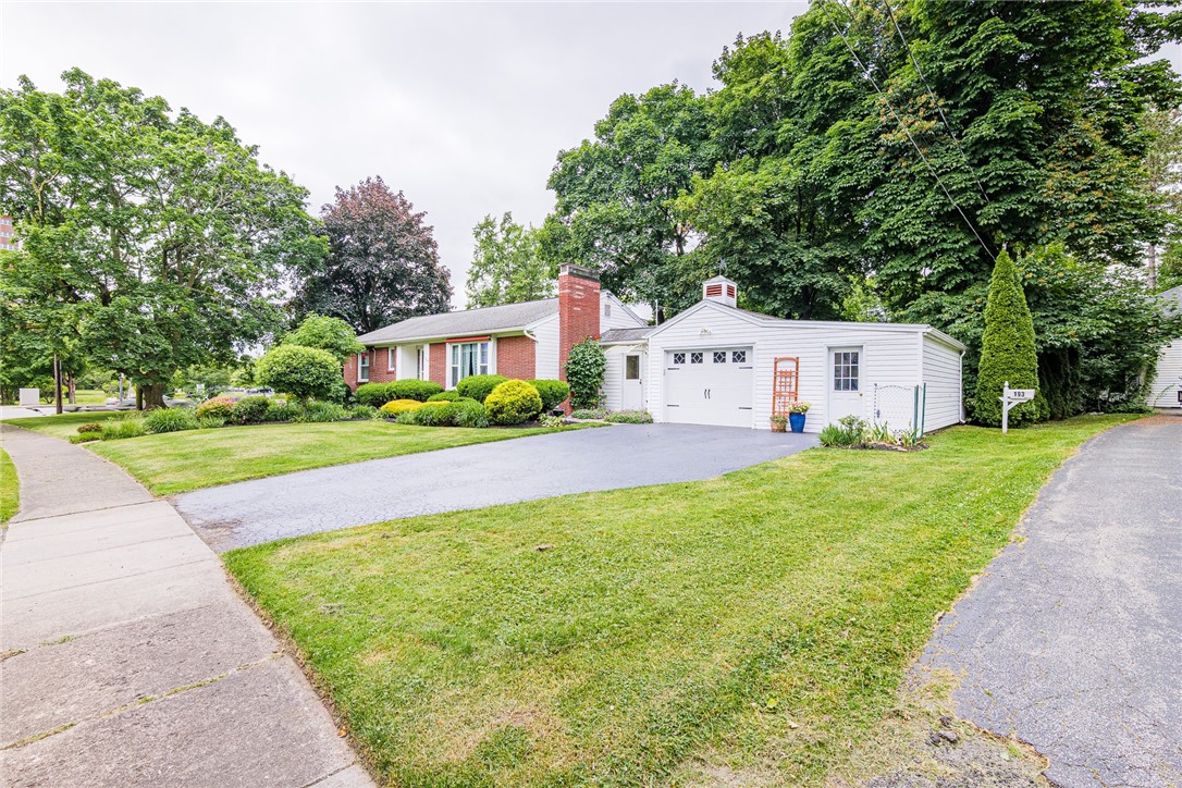195 Azalea Road
