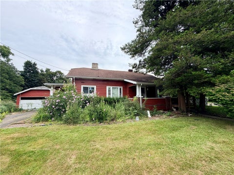 Homes For Sale - 900 W 1st Street<br/> Chemung County, Elmira, NY 14905