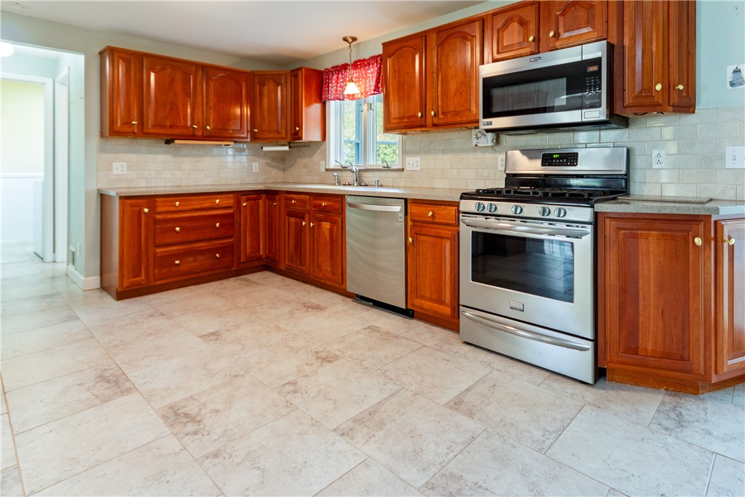 804 Tallow, Webster, New York image 19